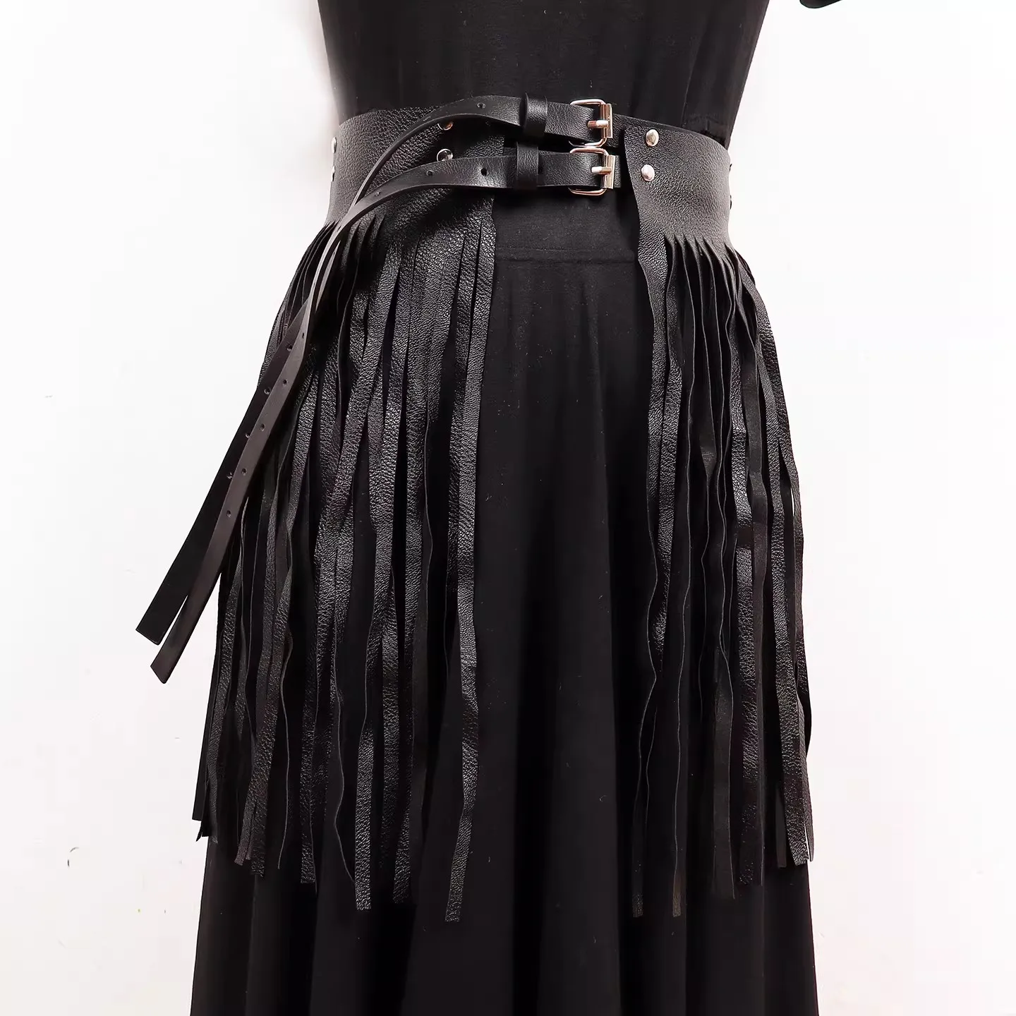 

Женский винтажный черный пояс-кумербанд из искусственной кожи с кисточками, широкий декоративный пояс-корсет для платья, модель R211