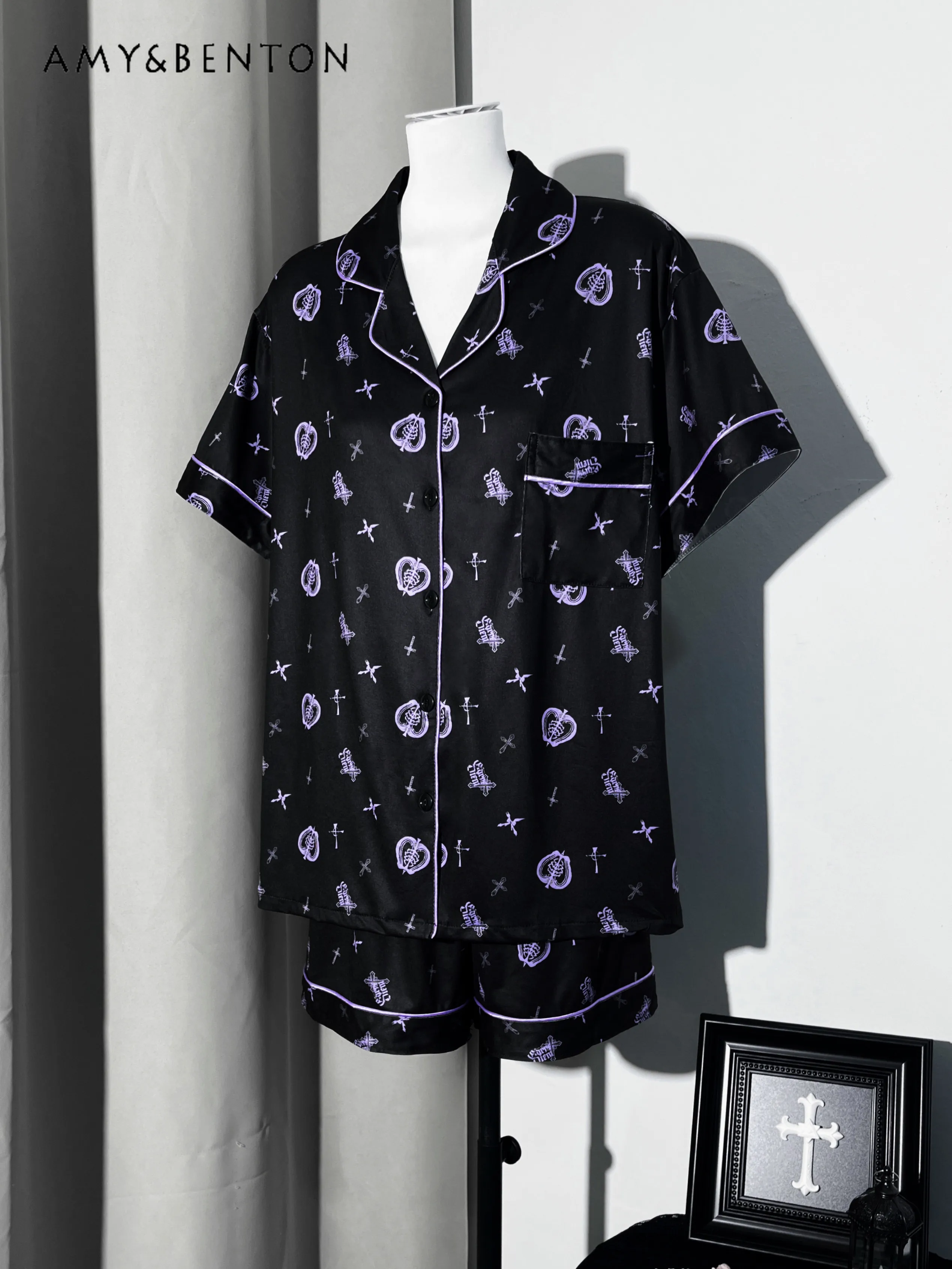 

Original Sweet Cool Girl Gothic Printing Ice Silk Pajamas Harajuku Subculture Black and Purple Splicing Color Loungewear Set