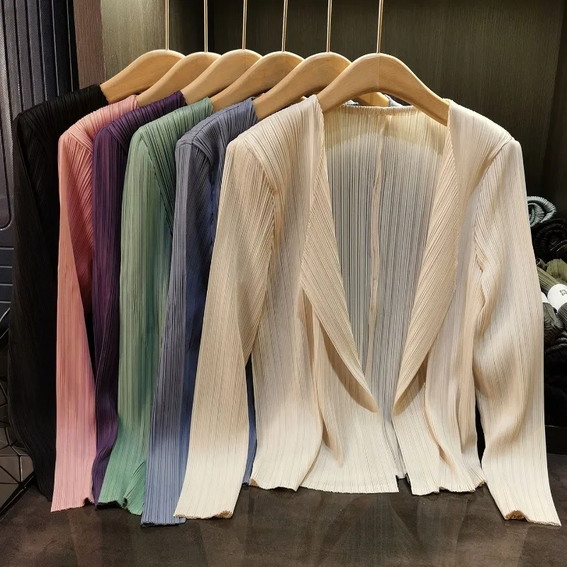 

Miyake Pleated Suit Jacket Summer New Temperament Commuter Lapel Long-sleeved Outer Cloak Blouse Female Sunscreen Clothing Thin