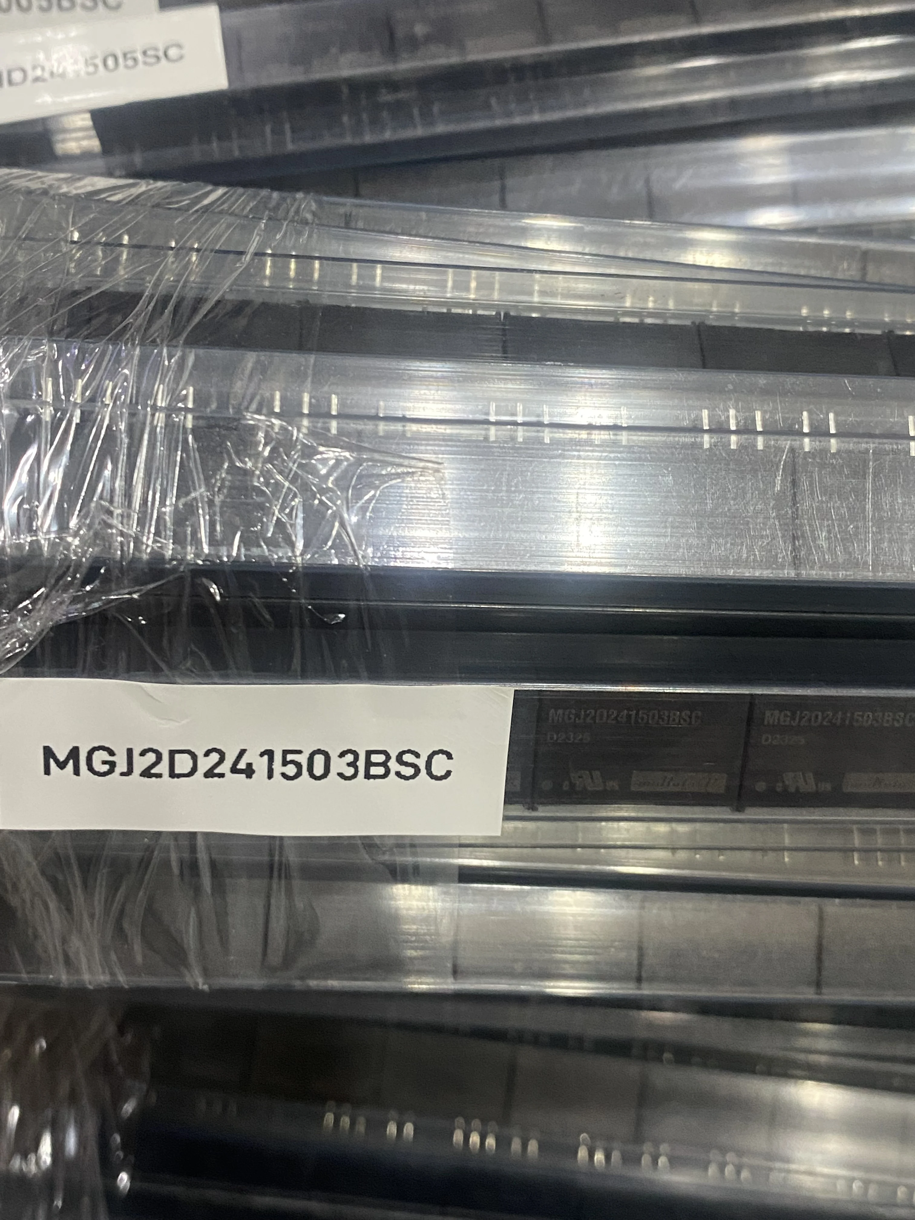 Brand new 2PCS MGJ2D241503BSC