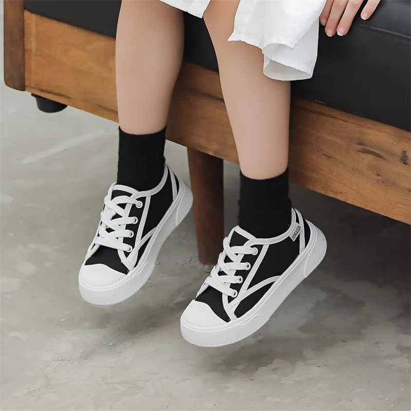 Children Canvas Shoes Kids Casual Soft-Soled Non-Slip Sneakers Spring Autumn Breathable Solid Color Shoes