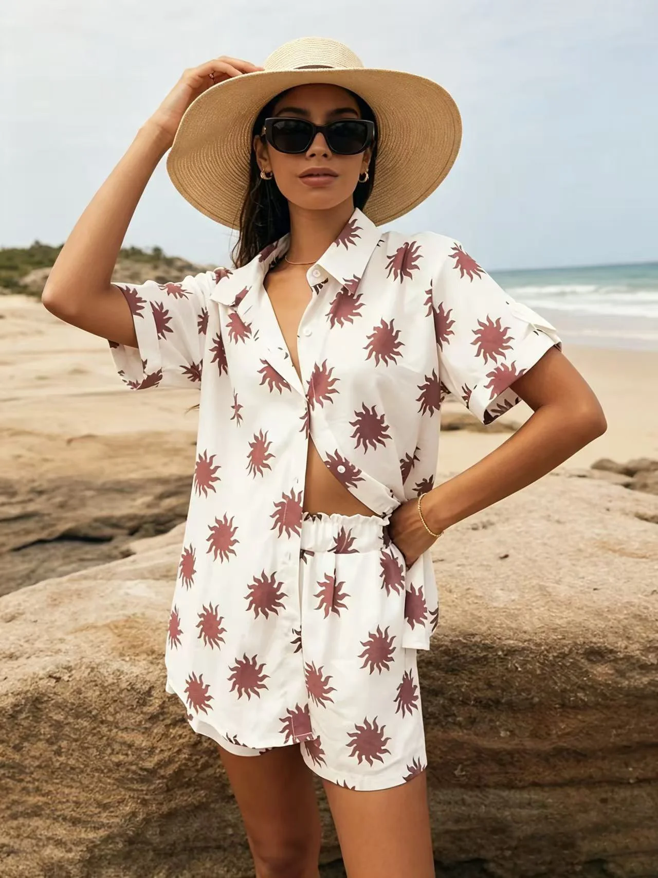 Women's Casual Floral Print Vacation Fashion Shorts Set, Suitable for Vacation, Beach, and Everyday Casual Wear