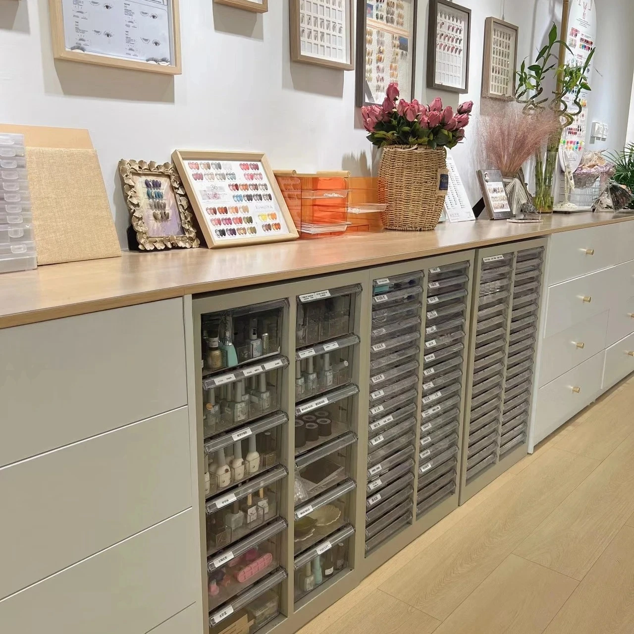 v21 Salon Display    Floor   Polish Gel Storage Cabinet Wall  Nail