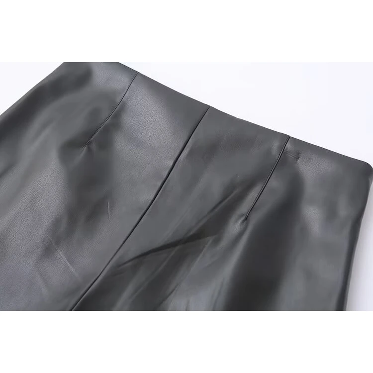 JNLEAOG Comfortable High Waist Faux Leather Shorts for Women Casual Straight Leg Pants Street Style Summer New Arrival