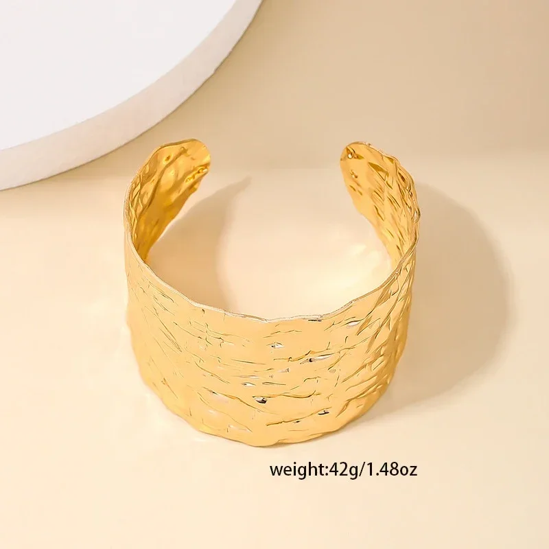 Irregular Bracelet For Women Pleated Metal Cuff Wide Edition Exaggerated Bangles Party Gift Holiday Fashion Jewelry B055