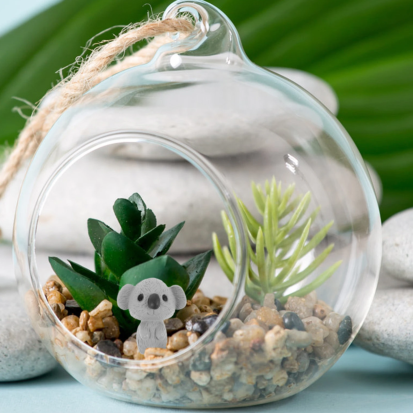 

10pcs Keychains Mini Resin Figurines Cute Lifelike Animal Sculptures Portable Bear Decorations