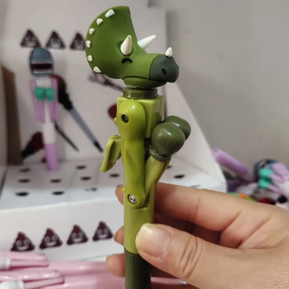 1PC Dinosaur Themed Decompression Ballpoint Pen Creative Parent-Child Interaction Fun Punching Toy with 1.0mm Tip