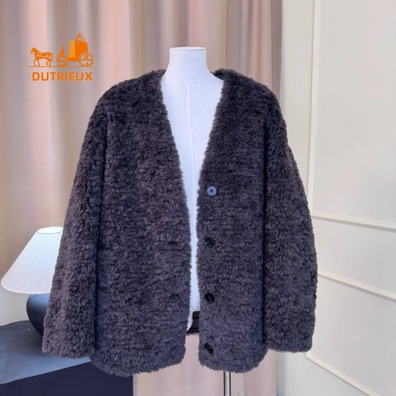 2025 New V-neck Winter Women's Real Suede Fur Coat, 100% Suede, Fashionable and Casual Commuting Travel Warm Genuine Fur Jacket