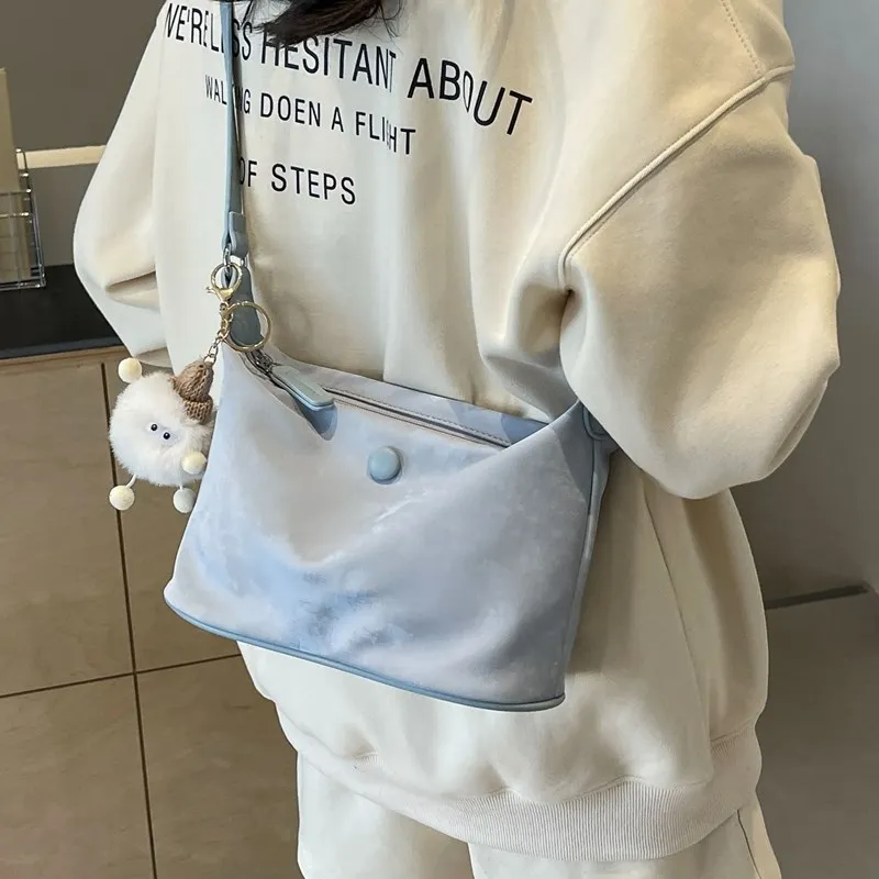 blue-casual-fashionable-minimalist-pillow-bag-crossbody-bag-2024-spring-summer-new-style-trendy-versatile-popular-simple-smal