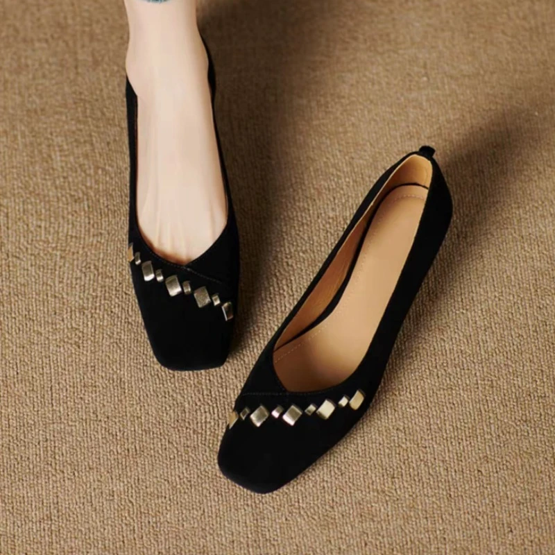 Women's Vintage Square Toe Low Heel Shoes Fashion Shallow Suede Studded Soft Sole Non-Slip Wear-Resistant Single Shoes