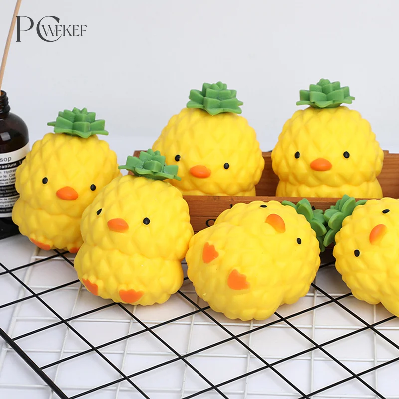 

Cute Cartoon Fluid Pineapple Duck Pinch Le Squeeze Slow Rebound Toy Decompression Vent Party Toys Funny Gift Creative Decoration