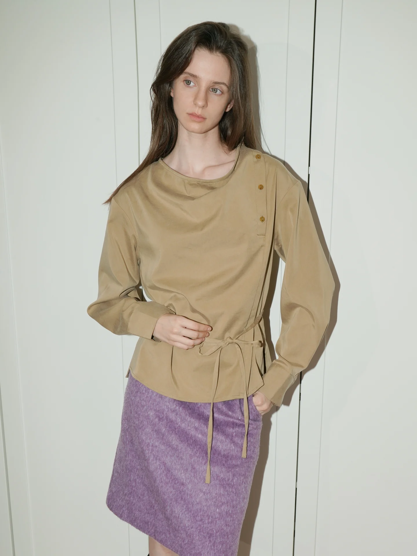 UNNNSAD Design Sense Button up Loose Neck Shirt Pure Color Women's Casual Style Breathable Lenzing Fiber Long Sleeve Shirt