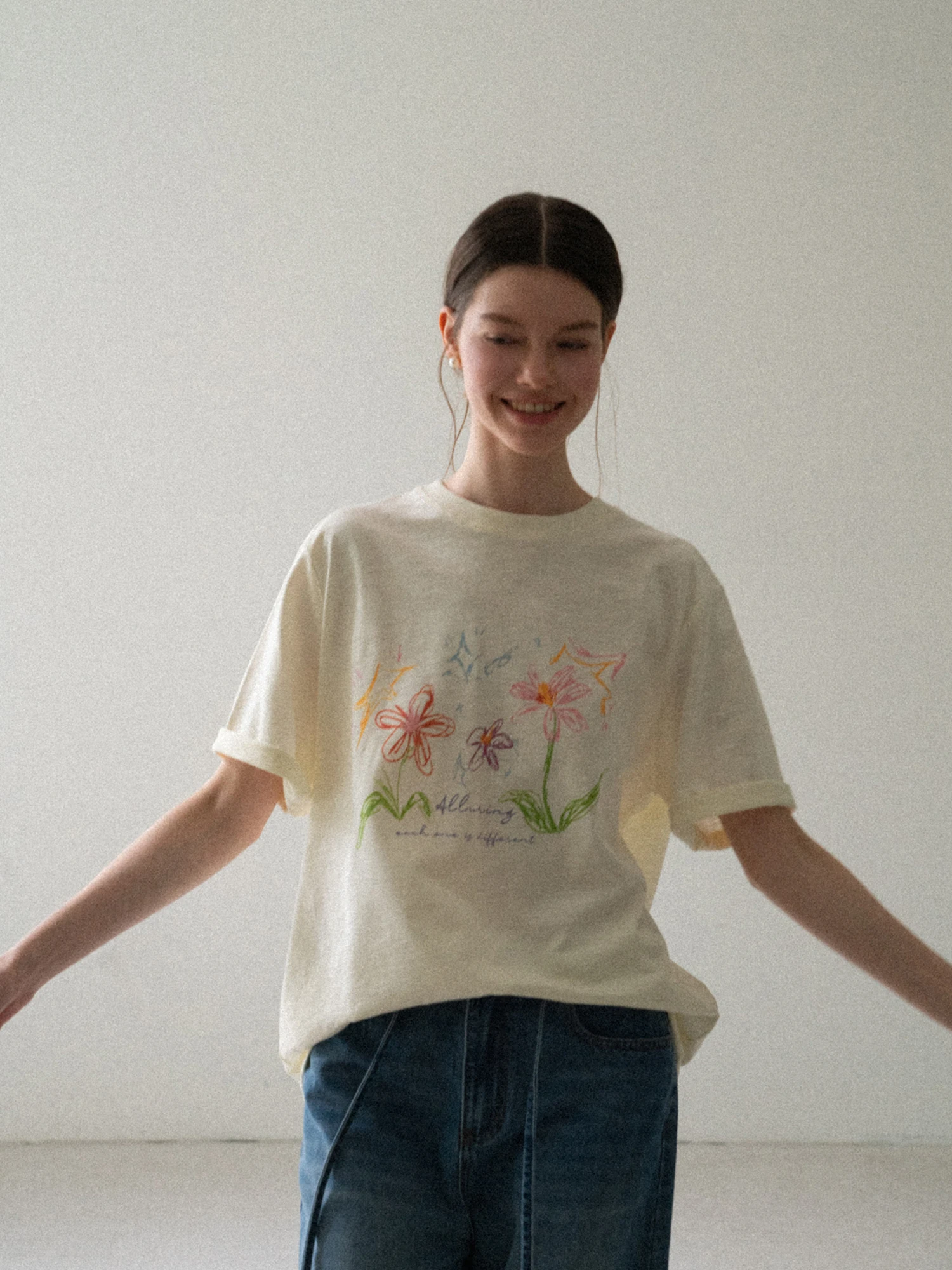 

EGGKA Summer Casual Loose Women's T-shirt round Neck Short Sleeve Floral Print Versatile Shoulder Drop Style Comfortable Brea...