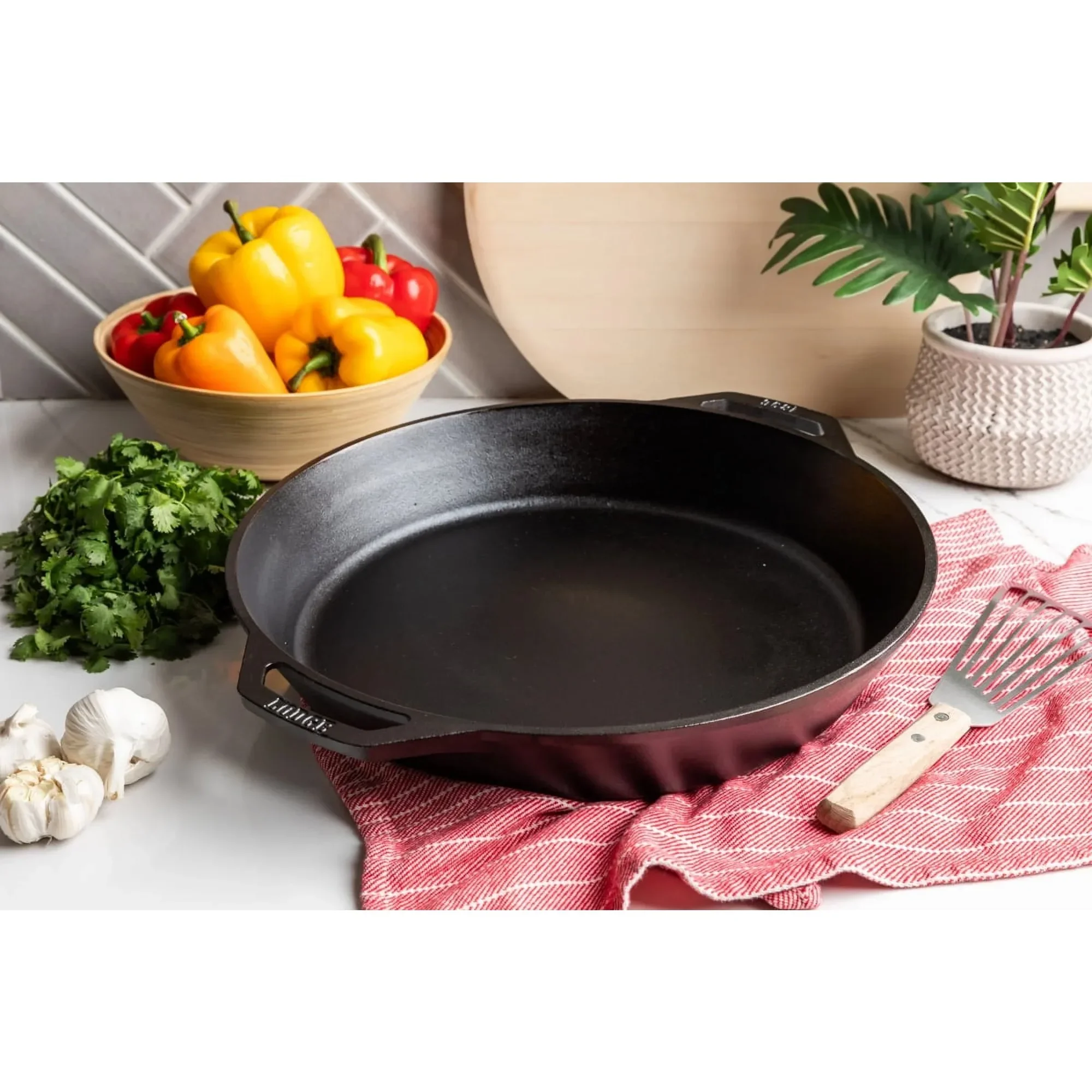 

15" Dual Handle Cast Iron Seasoned Pan,Durable Construction
