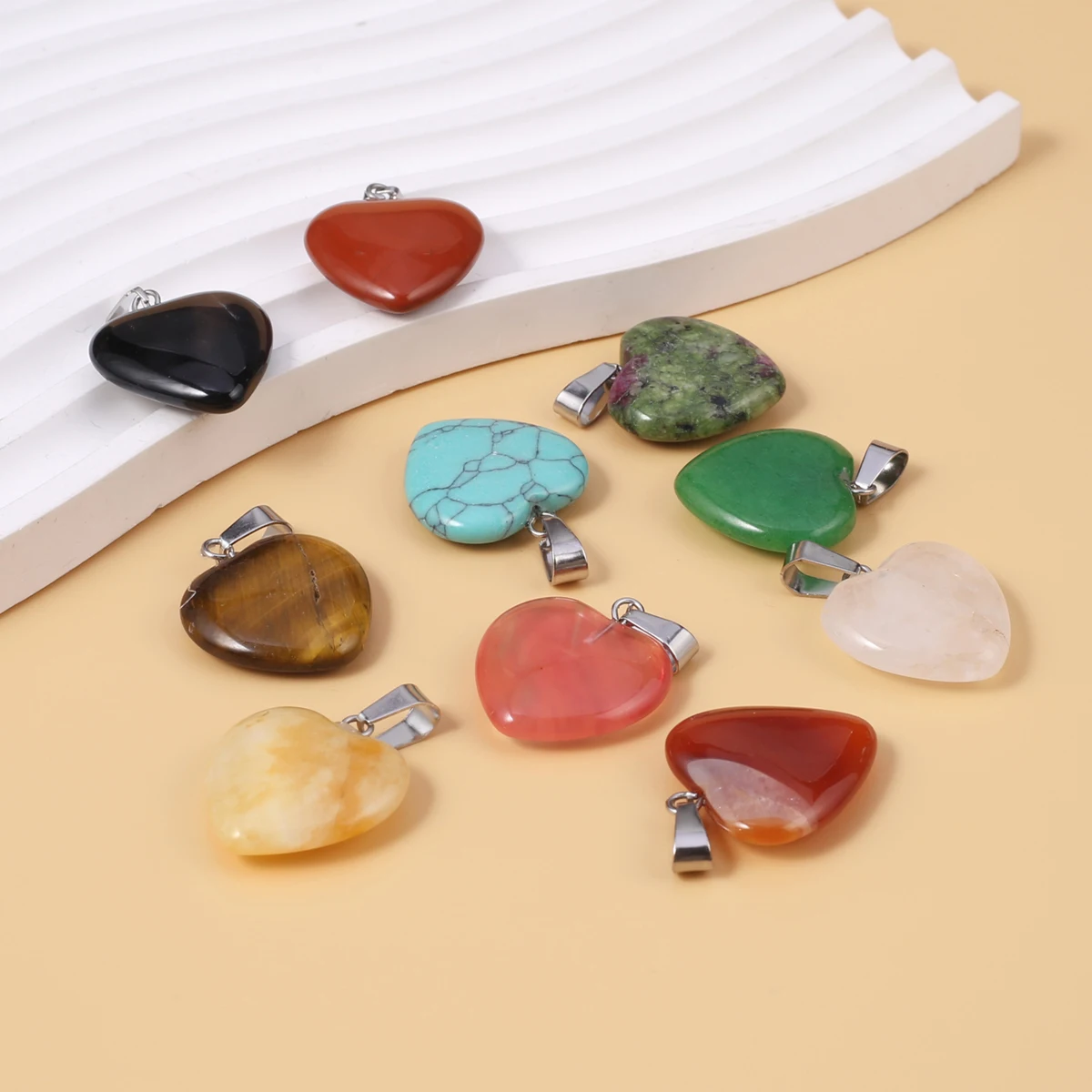 Natural Stone Pendants Heart Shape Red Onyx Rose Quartz for Jewelry Making Diy Women Fashion Necklace Earring Gifts