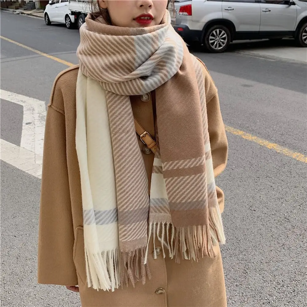 Bufanda a cuadros de estilo coreano suave, bufanda de Cachemira gruesa a prueba de viento para mujer, calentador de cuello de invierno Simple y elegante para uso diario