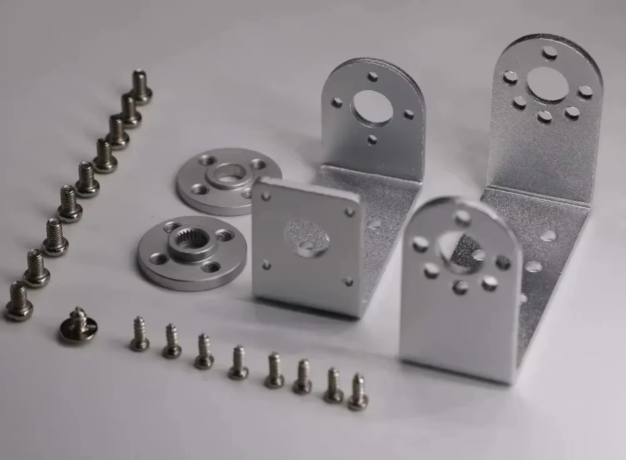 RDS3120 Servo digitale 20 kg Coppia ingranaggi metallici Doppio cuscinetto a sfere per Arduino/RC Auto/Robotica Fai da te