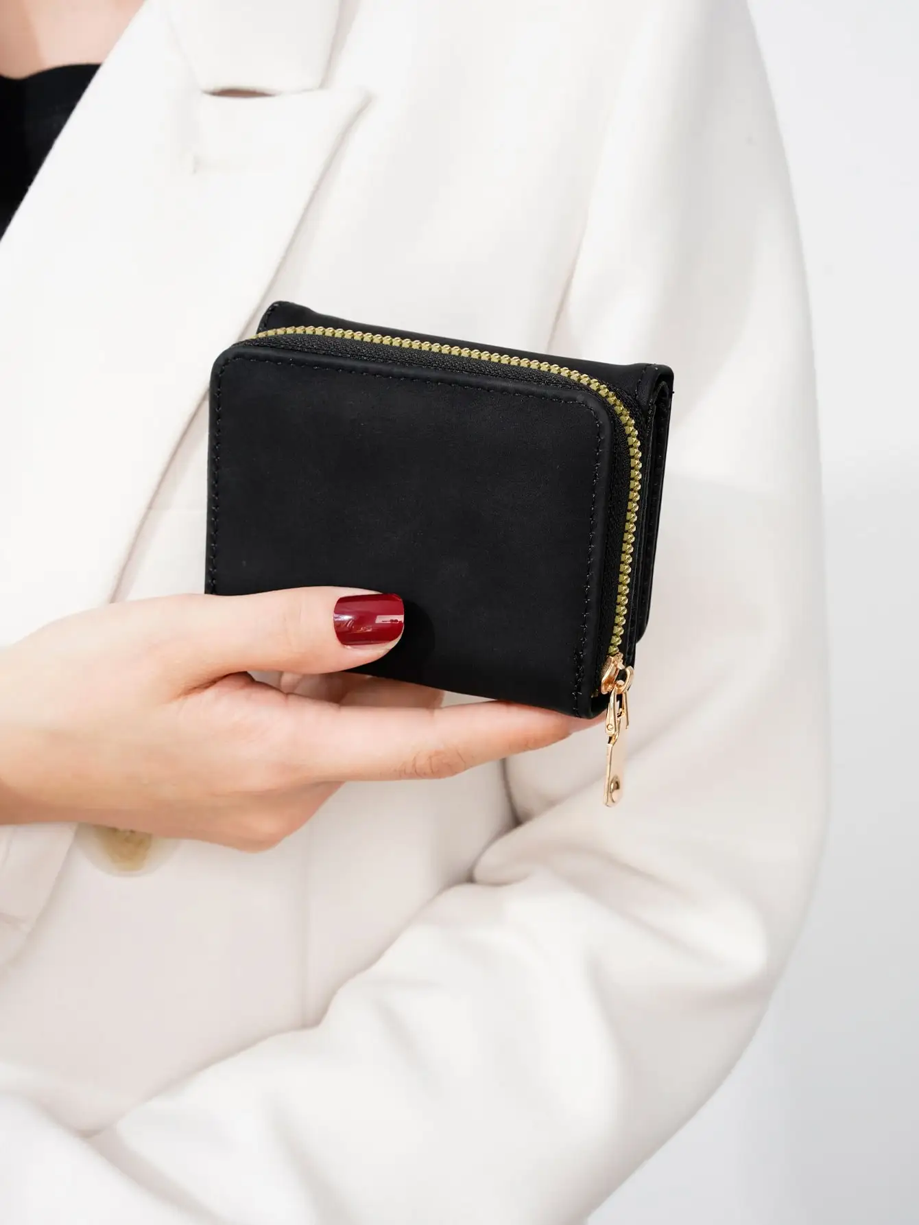 1pc Ladies\' Short Wallet Suitable For Work & Business ID Card Credit Card For Christmas Gift For Young Girls Women White-Collar