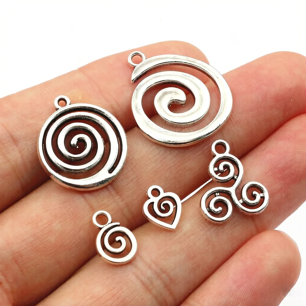 20-40 Stück Legierter Metall wirbel Anhänger Antik Silber Farbe DIY Schmuck Herstellung Zubehör-Ergebnisse für Halsketten Ohrringe