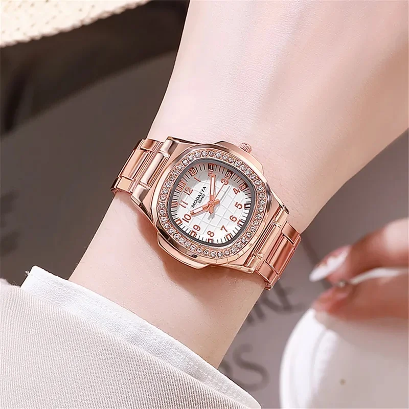 Sophisticated Women's Digital Diamond Inlaid Quartz Watch Summer Party Personalized Fashion Alloy Strip Strap Ladies Watch Clock