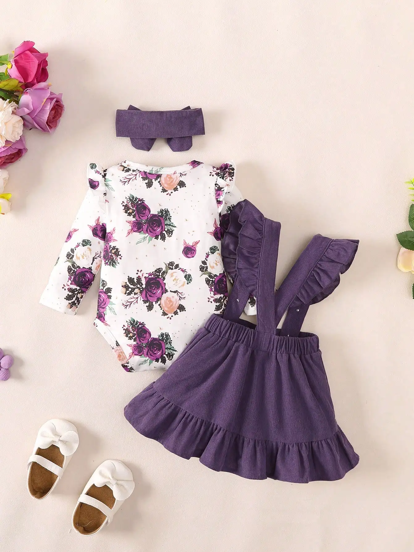 Baby Girl's Spring and Autumn Floral Three-Piece Set, Long-Sleeved Printed Romper Paired with a Purple Ruffled Suspender Skirt, Comes with a Matching Color Bow Headband, Suitable for Newborns' Daily Outings, Birthday Photoshoots, and Home Wear, Cute Baby Girl Outfit.