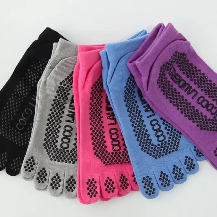 Women Yoga Non-slip Glove & Sock Set Cotton Sweat-absorbing Sports Five-toed Socks