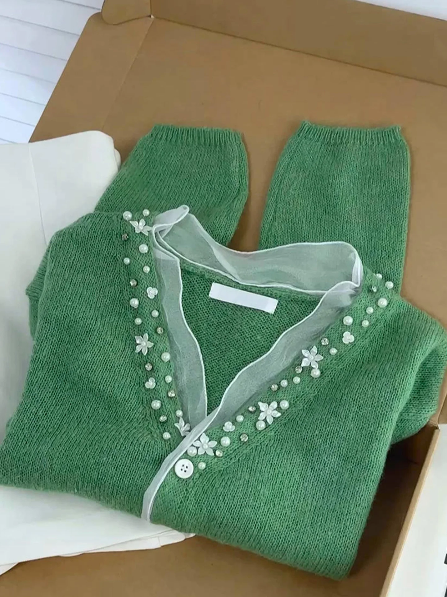 

Sweet White Long Sve V-Ne Loose Knitted Sweater Soft Comfortable Korean Sle Lazy Feel Autumn Cardigan Women's Camere