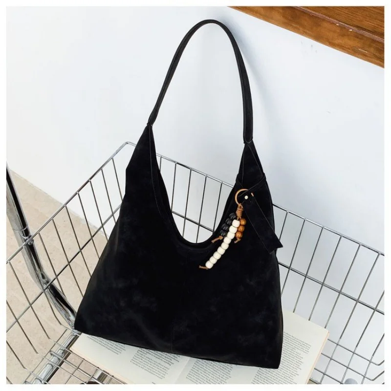 

Женская модная кожаная большая сумка от известного дизайнера с модным дизайном и элегантным образом для поездок на покупки ​