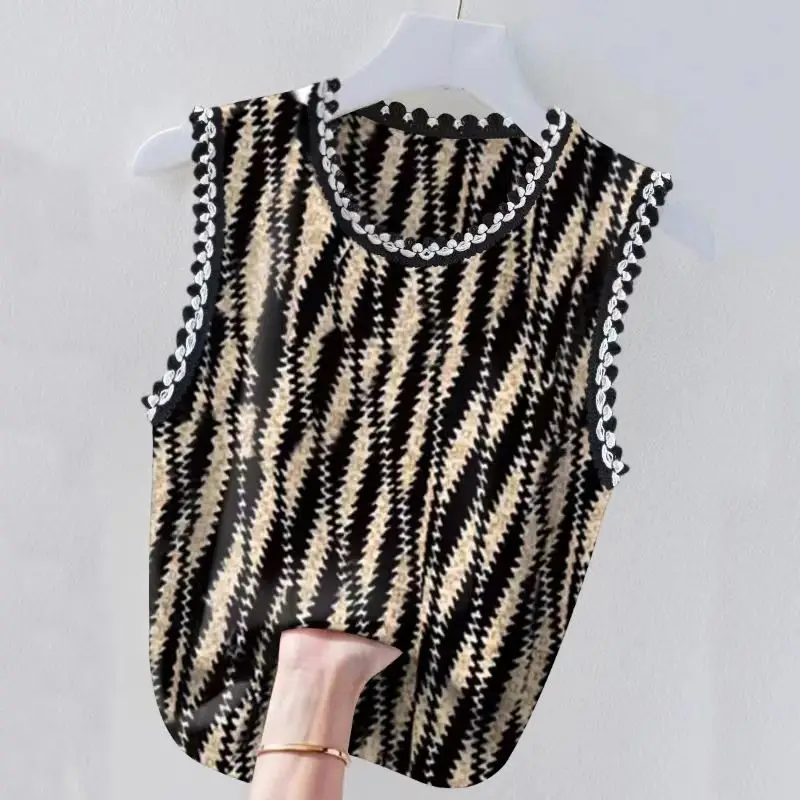 Women's Round Neck Patchwork Lace Wave Cut Screw Thread Fashionable 2024 Summer Thin Chic Geometric Printed All-match Tanks Tops
