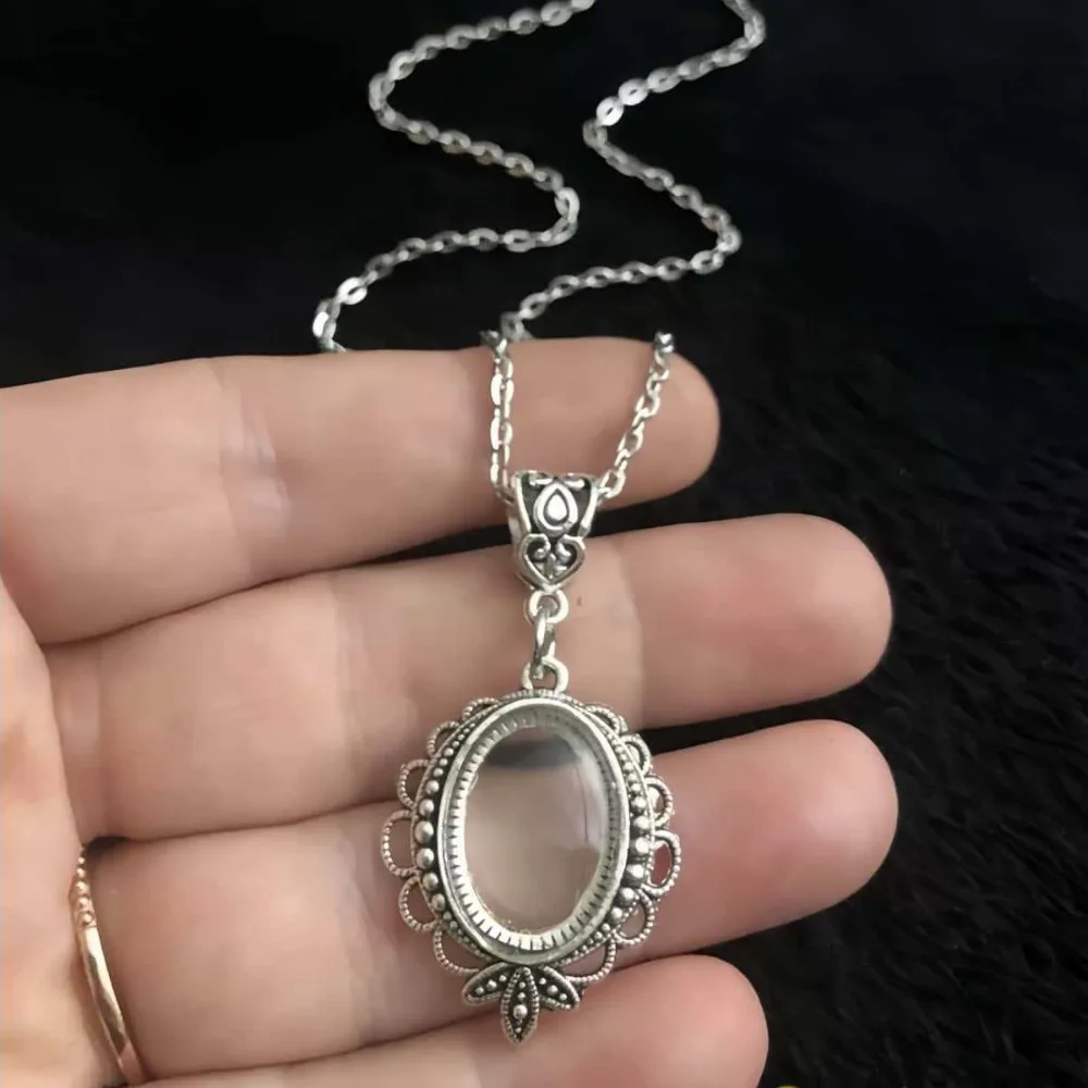 Gothic Victorian Ancient Silver Oval Filigree Magnifying Glass Pendant Necklace for Women Men Cosplay Party Steampunk Jewelry
