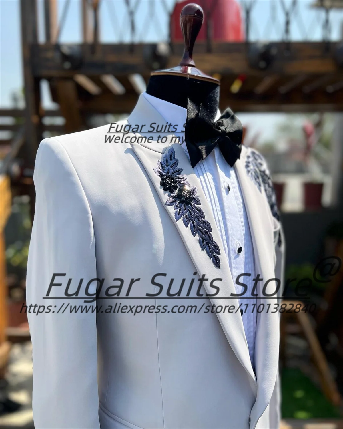 Classic gray Men Suits Luxuly Embroidered Groom Wedding Tuxedos Slim Fit Peak Lapel Customized 2 Pieces Sets Male Party Blazers