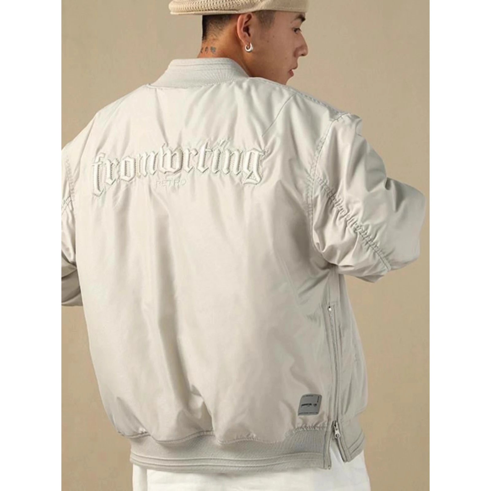 

Осень-зима, большой размер 300, мужское свободное повседневное модное бейсбольное пальто с вышивкой в американском стиле и буквенным принтом