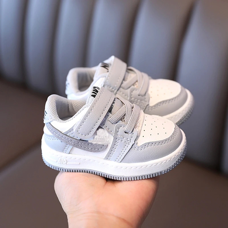 

Classic New Brands 2025 Fashion Baby First Walkers Hot Sales Infant Tennis Sneakers Excellent Sports Baby Girls Boys Shoes
