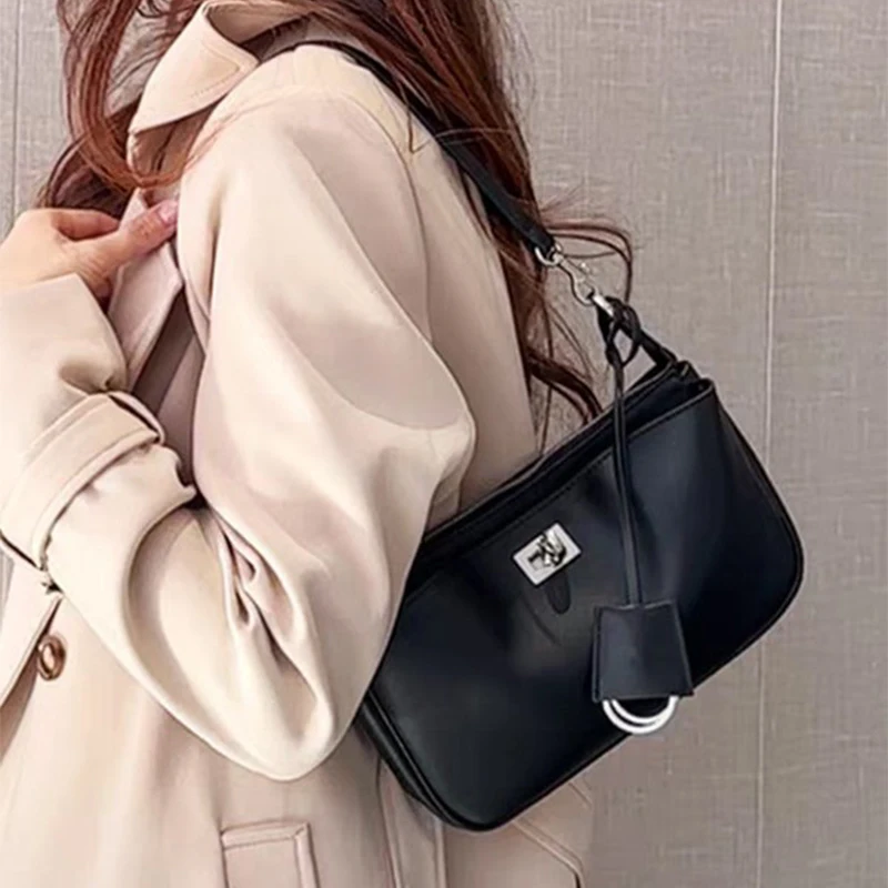 

2025 Women's Small Square Bag High-quality Soft Leather Gold Silver Button Shoulder Messenger Bag Luxury Versatile Underarm Bag