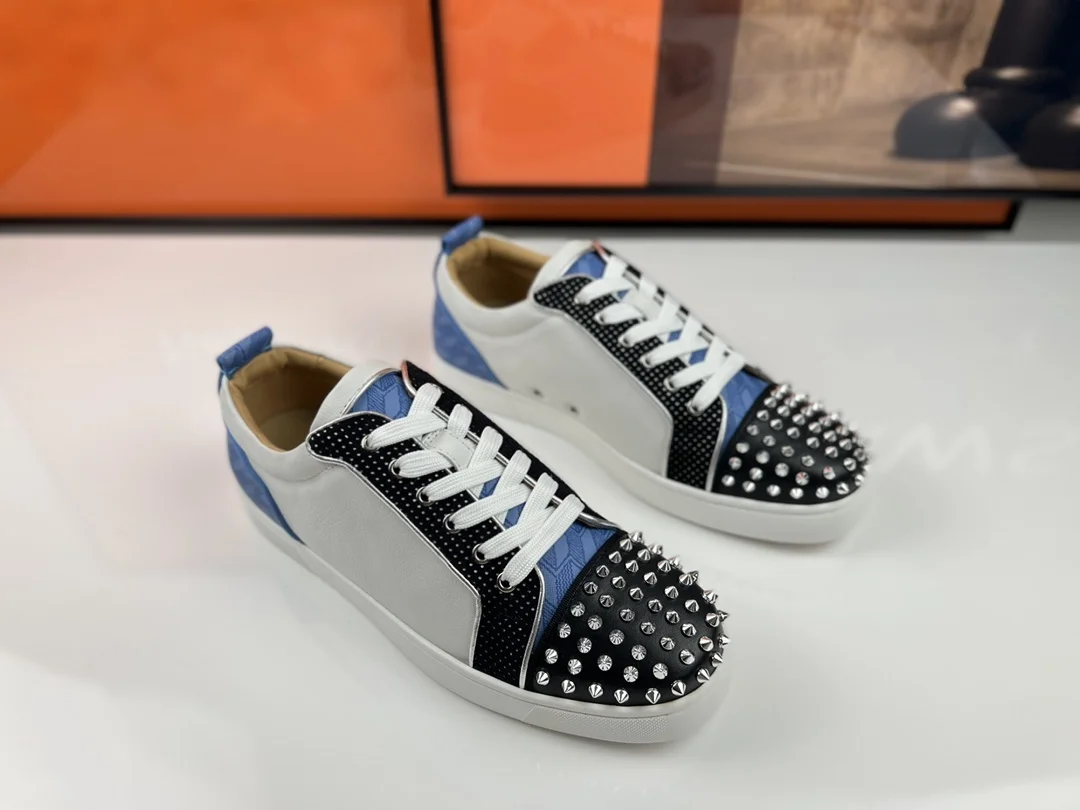 Luxury Low Top White Leather Shoes Blue Heels Silver Spikes Toe Sneakers Lace Up Casual Red Bottom Shoes For Men Fashion Walking