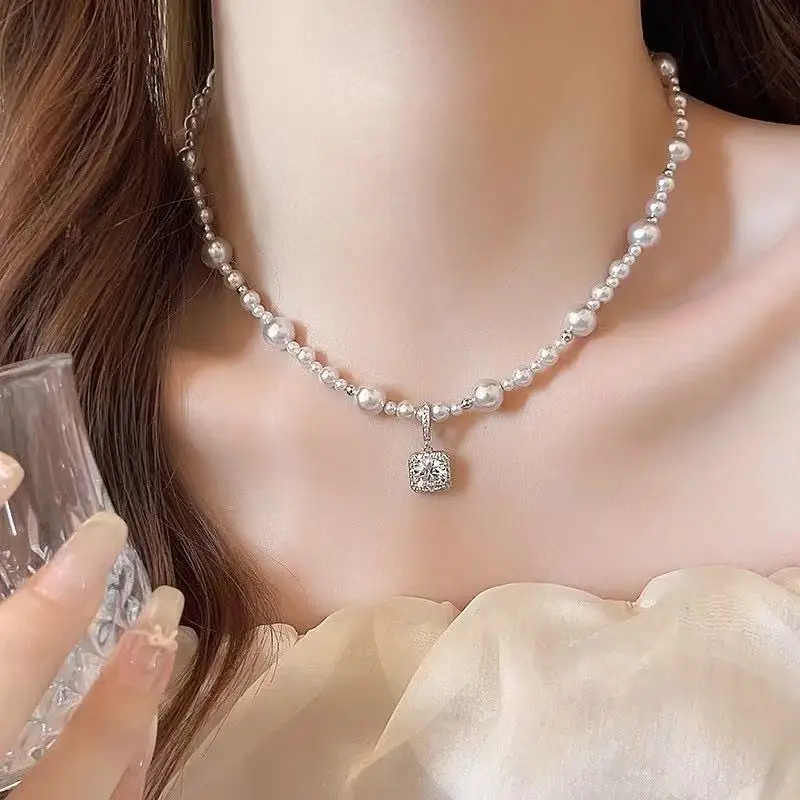 Manta Rose Square Textured Pearl Necklace, Light Luxury Minimalist Premium Choker & Sweater Chain, Elegant Clavicle Chain for Wo