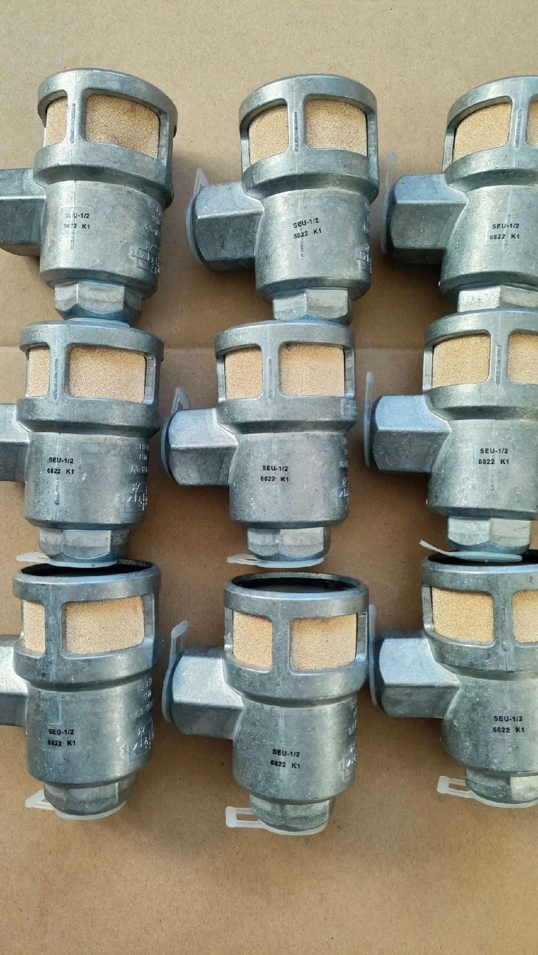 FESTO ‎SEU-1/2 6822 SE-1/2-B 9688 SE-1/4-B 9686 SEU-1/4 6753