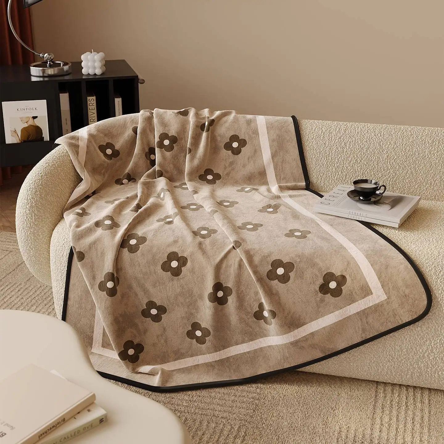 

French Vintage Flannel Blanket - Office Nap Sofa Throw & Single Dorm AC Shawl for Cozy Cover 130x180cm