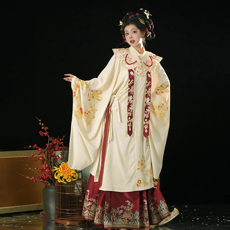 

Женский китайский костюм Hanfu Fengyun из трех предметов, длинное пальто с косым спереди и юбка с конским лицом