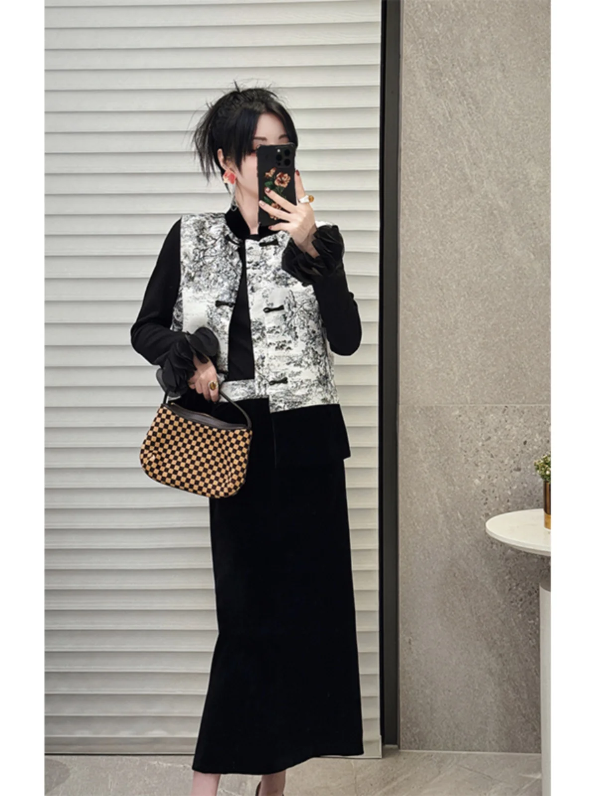 

Модный повседневный женский ансамбль, весна 2024, внутренняя одежда, базовый слой, топ, бот, комплект футболок, обычная посадка на пуговицах, Cl...