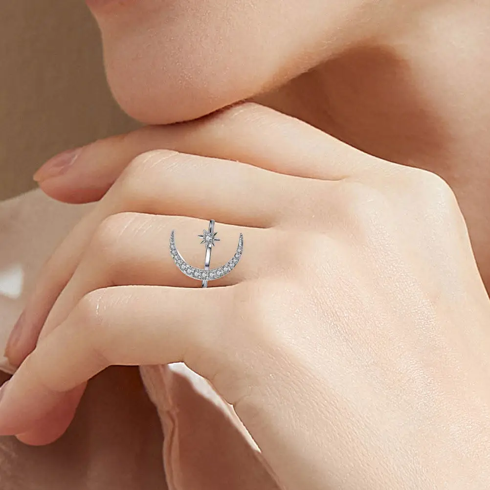 Star and Crescent Moon Open Finger Ring Women Exquisite Creative Design Smooth Shiny Gold Tone Ring for Parties Anniversaries