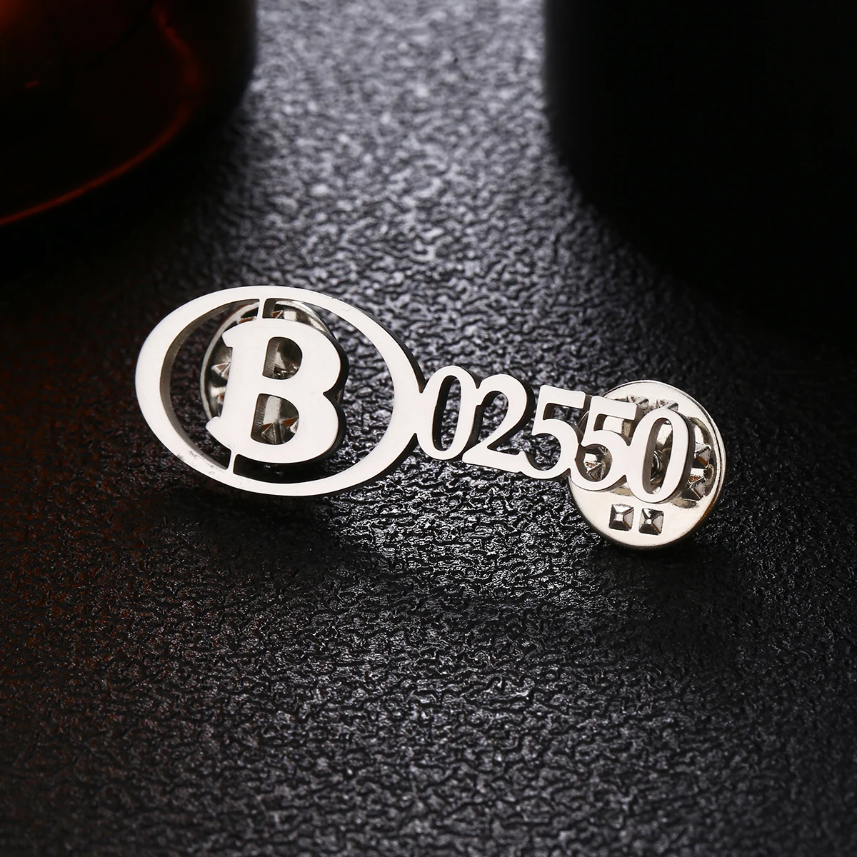 Personalized Custom Name Logo Lapel Pin Letters Brooch Stainless Steel Nameplate Gold Jewelry Gift Brooches Pins for Women