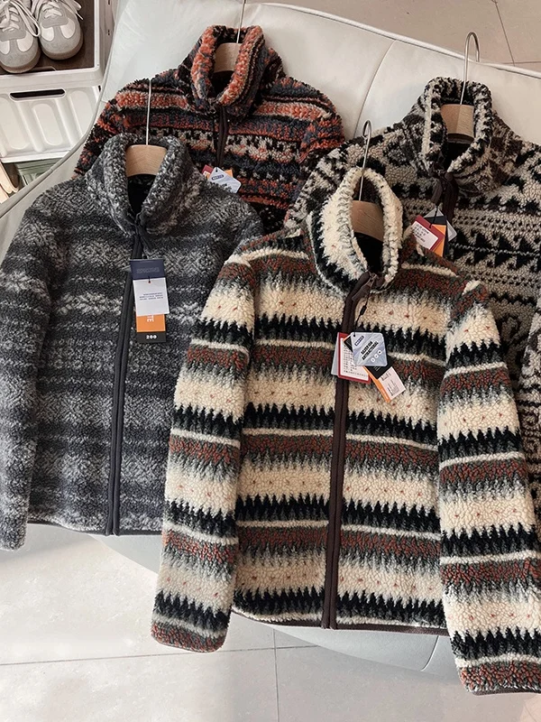 

Утепленный двусторонний кардиган на молнии с узором Fair Isle, свободный крой, воротник-стойка, из овечьего бархата, для женщин, повседневный стиль