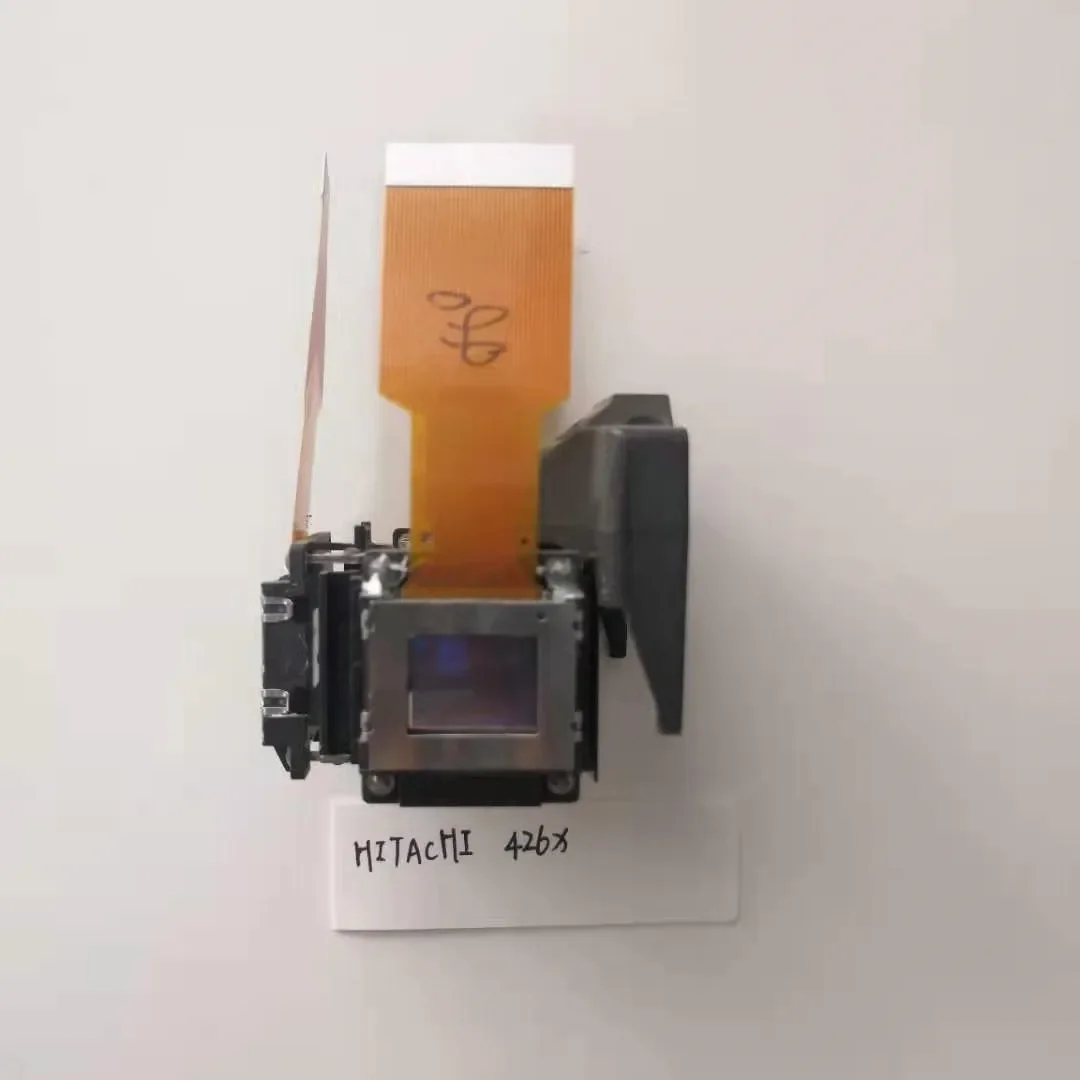 O conjunto de prisma de projetor lcd lcx080 do módulo óptico é adequado para montagem de prisma componente de painel lcd fêmea 426x