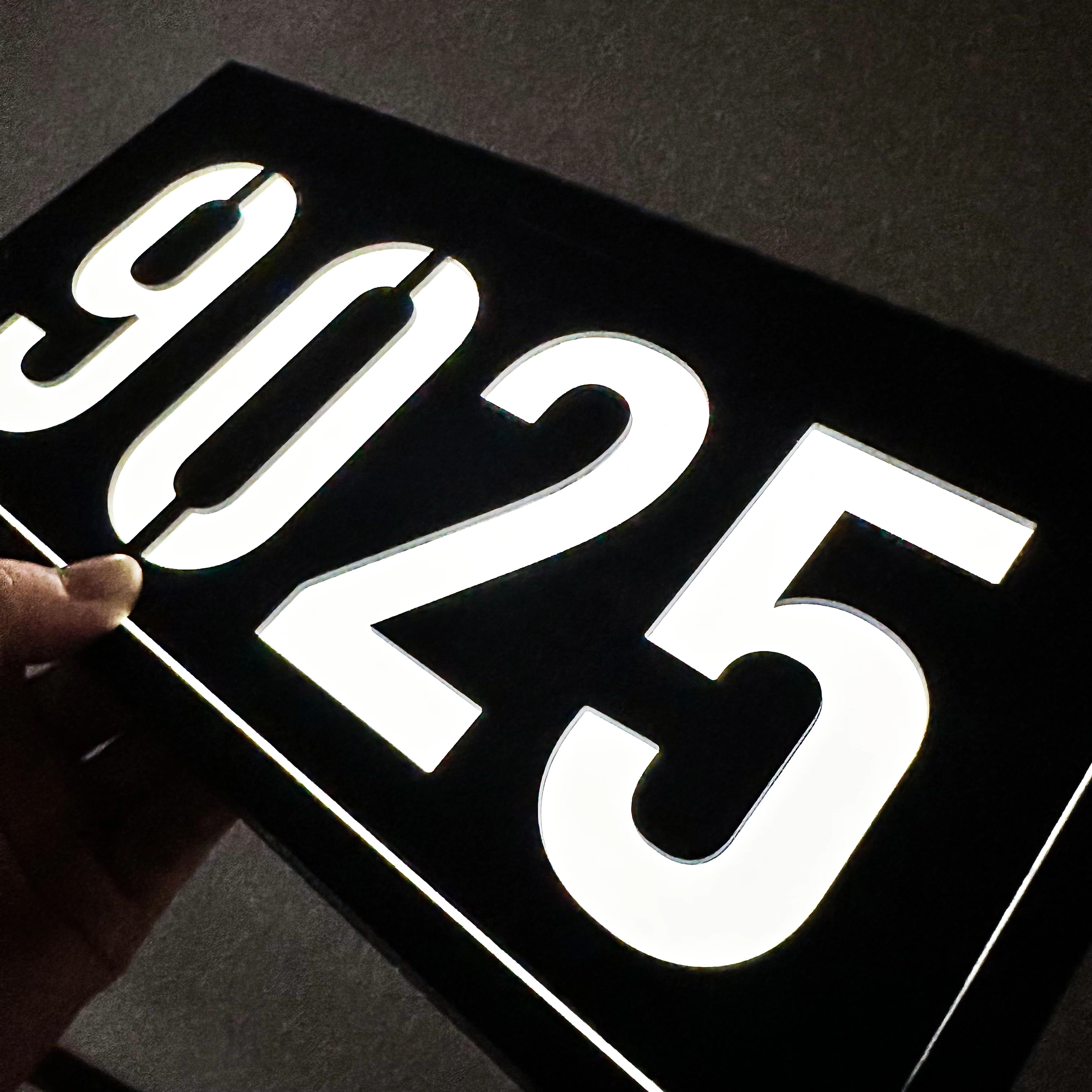 شخصية رقم المنزل في الهواء الطلق ضوء الشمس LED الخلفية عنوان اللوحة في الهواء الطلق مخصص منزل تسجيل لديكور باب المنزل #5