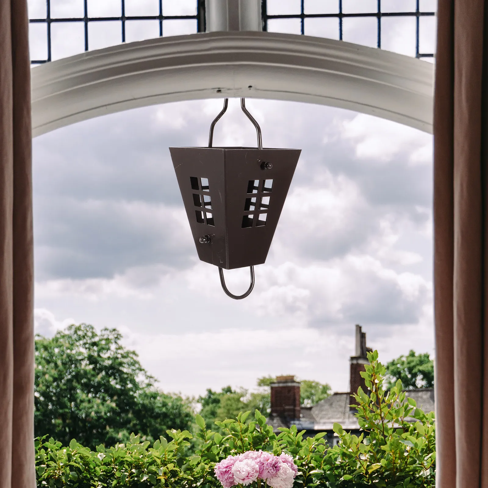 Iron Rain Chain Hanging Courtyard Porch Garden Novelty Decorative Outdoor Water Drainage Chain Rain Chains for Outside