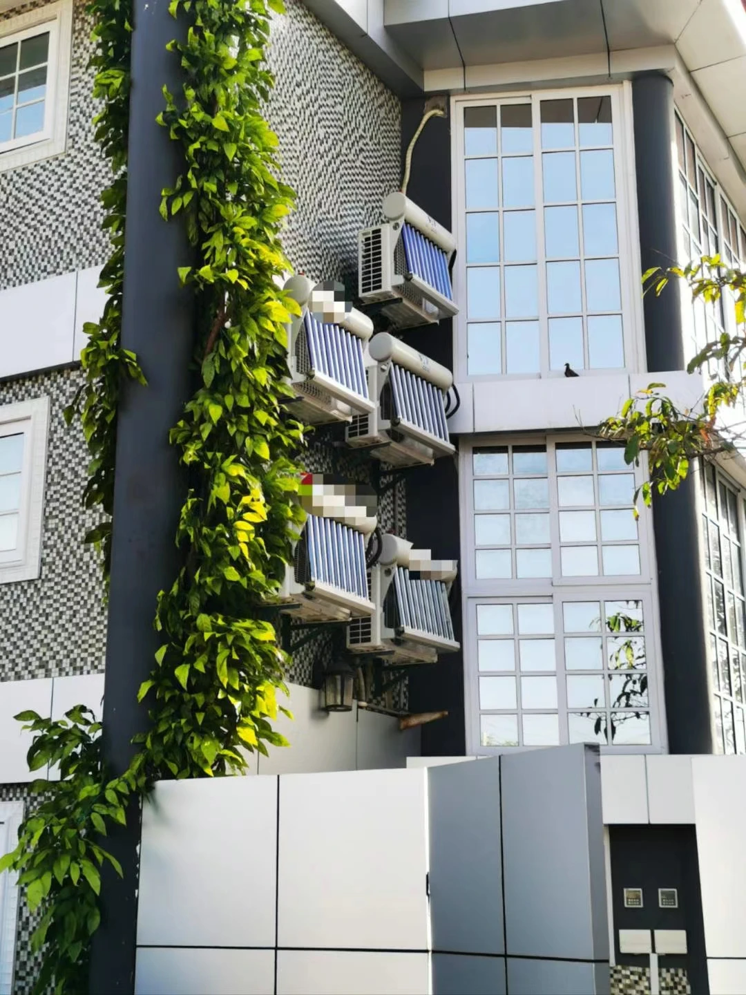 Гибридный кондиционер переменного/постоянного тока с солнечной энергией Multi Split 2,5jp Gree Кондиционер солнечного переменного тока Сплит-кондиционеры для дома