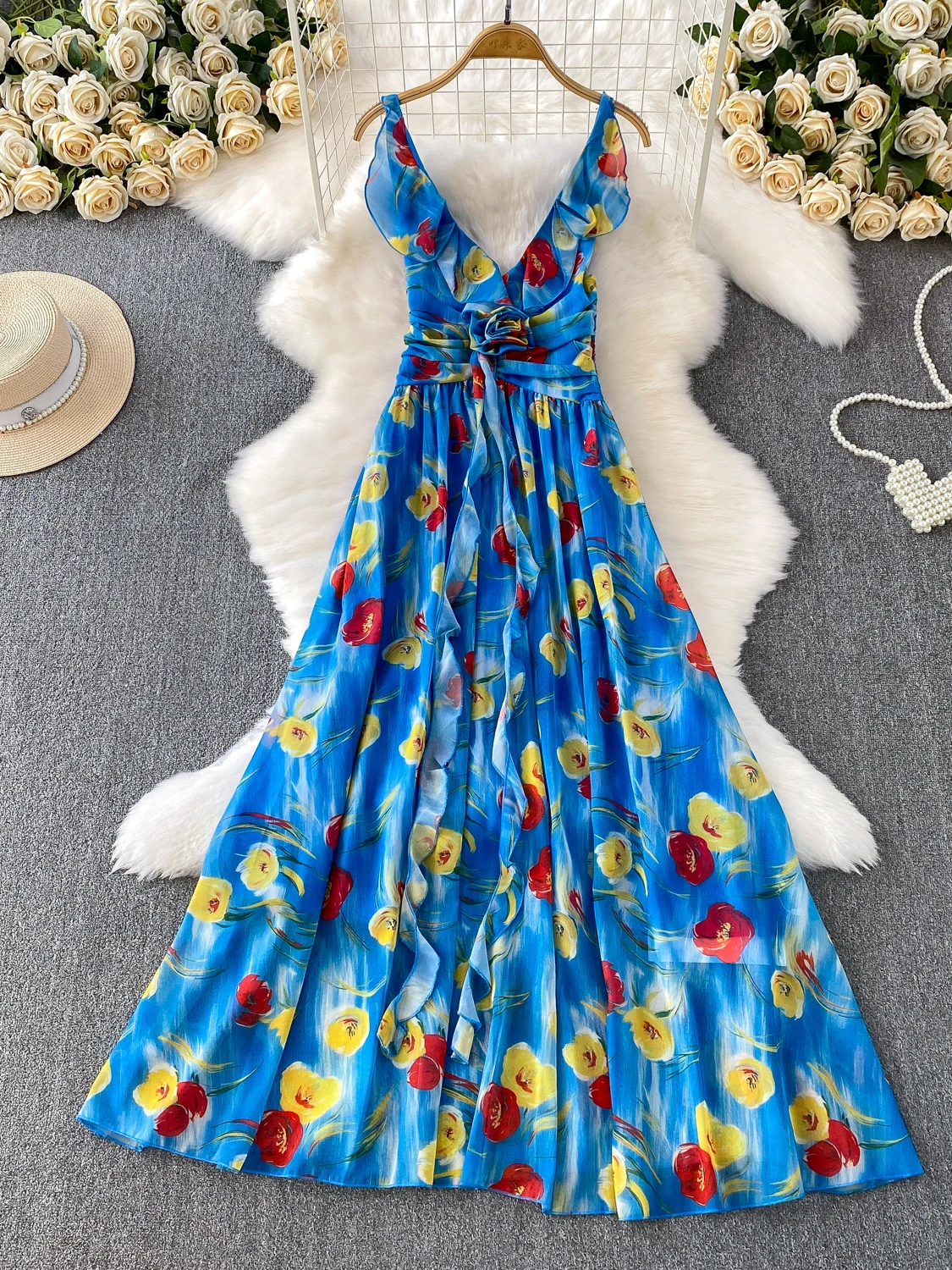 エレガントな V ネック シフォン プリント ドレス フライング スリーブ付き レディース ホリデー フローラル サッシュ ウエストシェイプ マキシ スカート 韓国スタイル