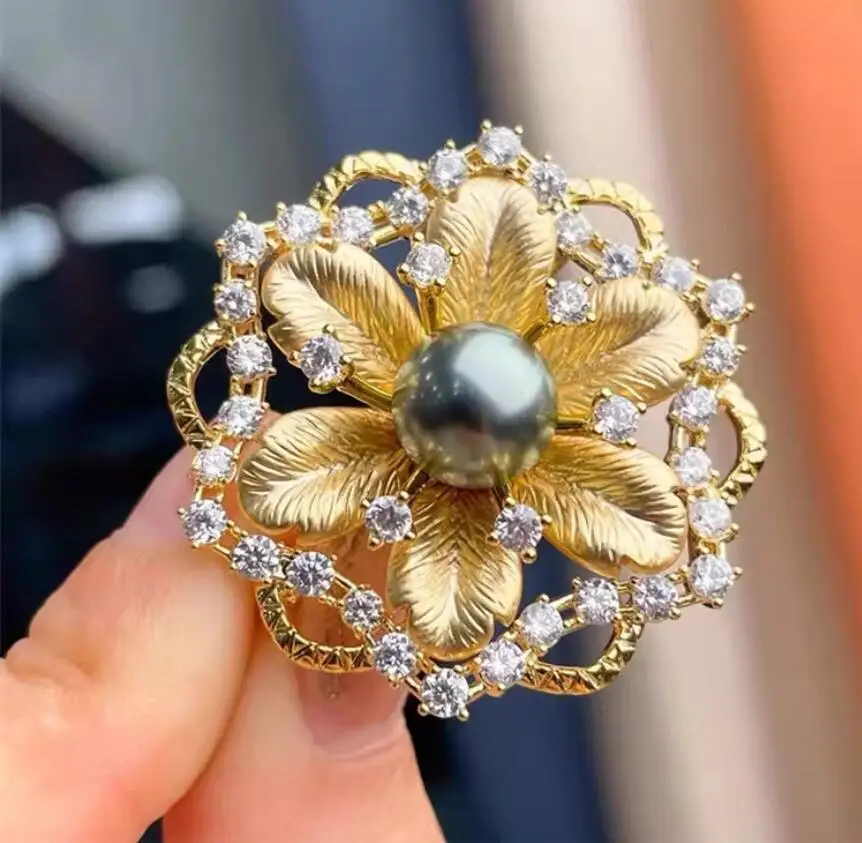 

High-end brushed rose brooch, copper gold-plated zircon inlaid, elegant brooch, pearl brooch, empty support