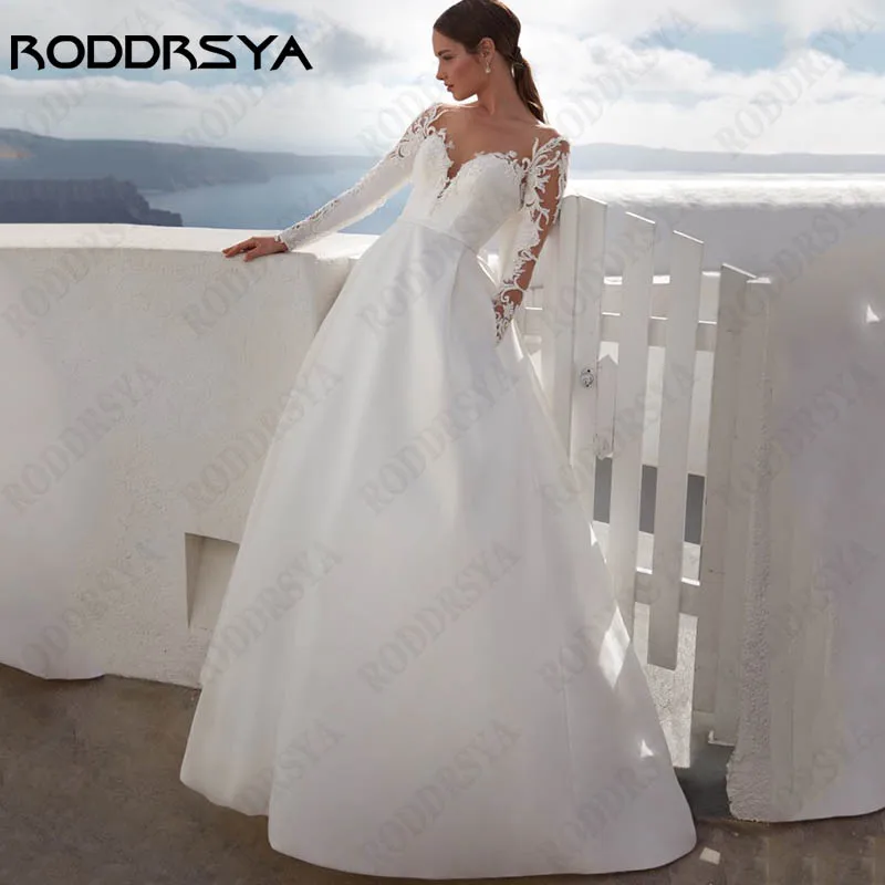 RODDRSYA Satin A-line Apliques Vestidos De Noiva Sexy V-Neck Backless Vestido De Noiva Para As Mulheres Manga Longa Robe De Mariée Custom Made Vestidos de noiva de cetim em linha A com apliques Vestido de noiva sexy co